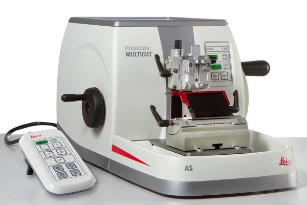 Microtom Rotativ Semi-Automat HistoCore MULTICUT 
