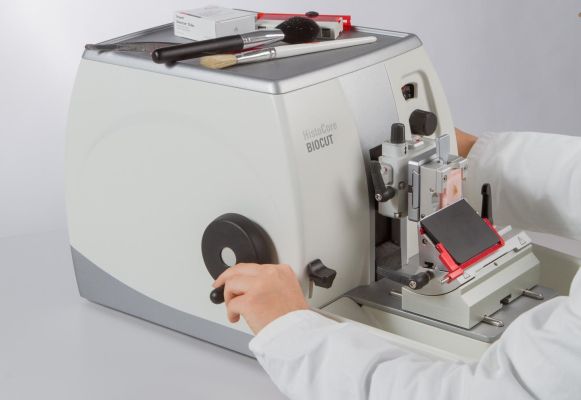 Microtom Rotativ Manual HistoCore BIOCUT 